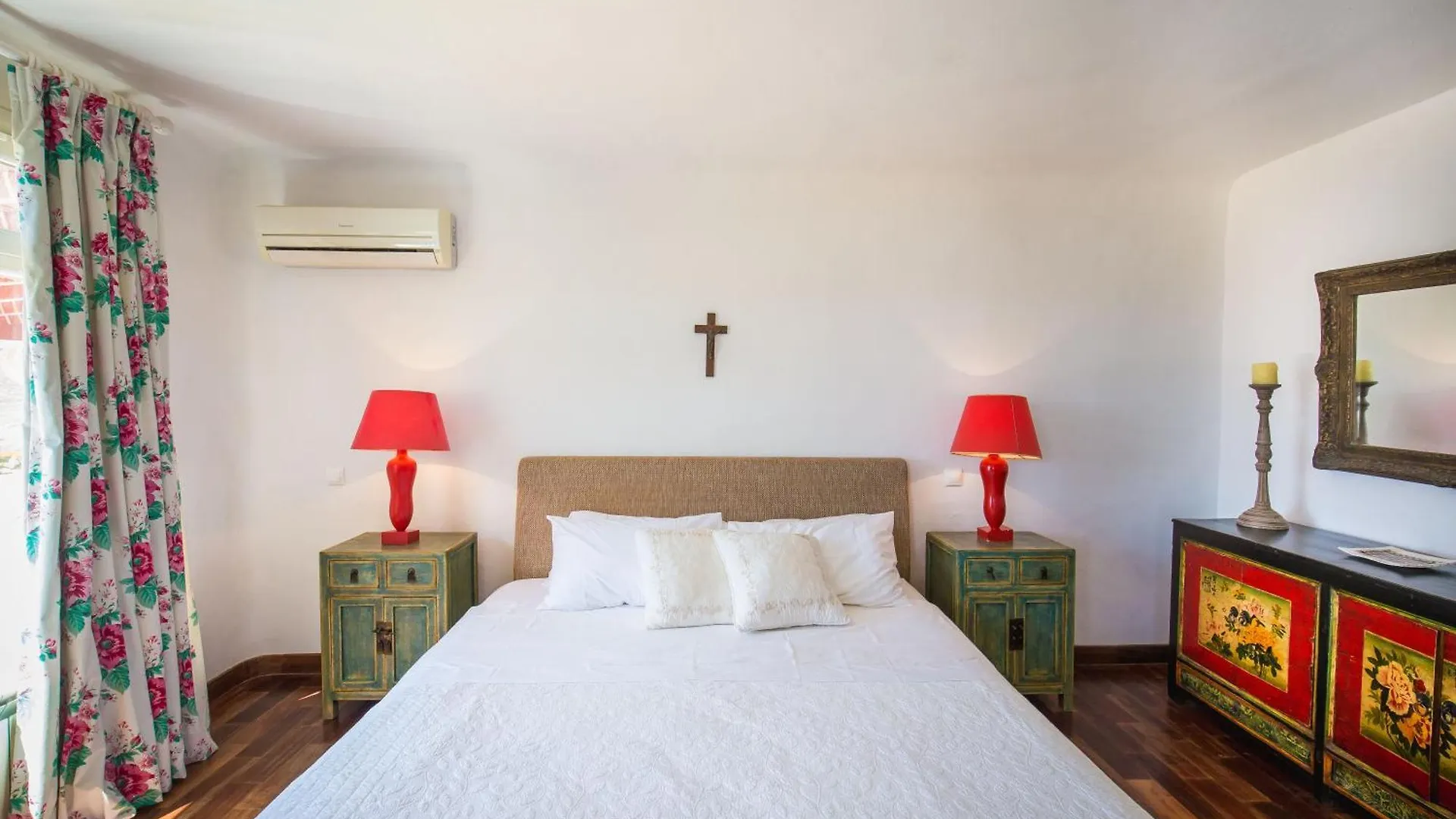 Cosy Three Bedroom Villa In Agios Sostis Mykonos Town