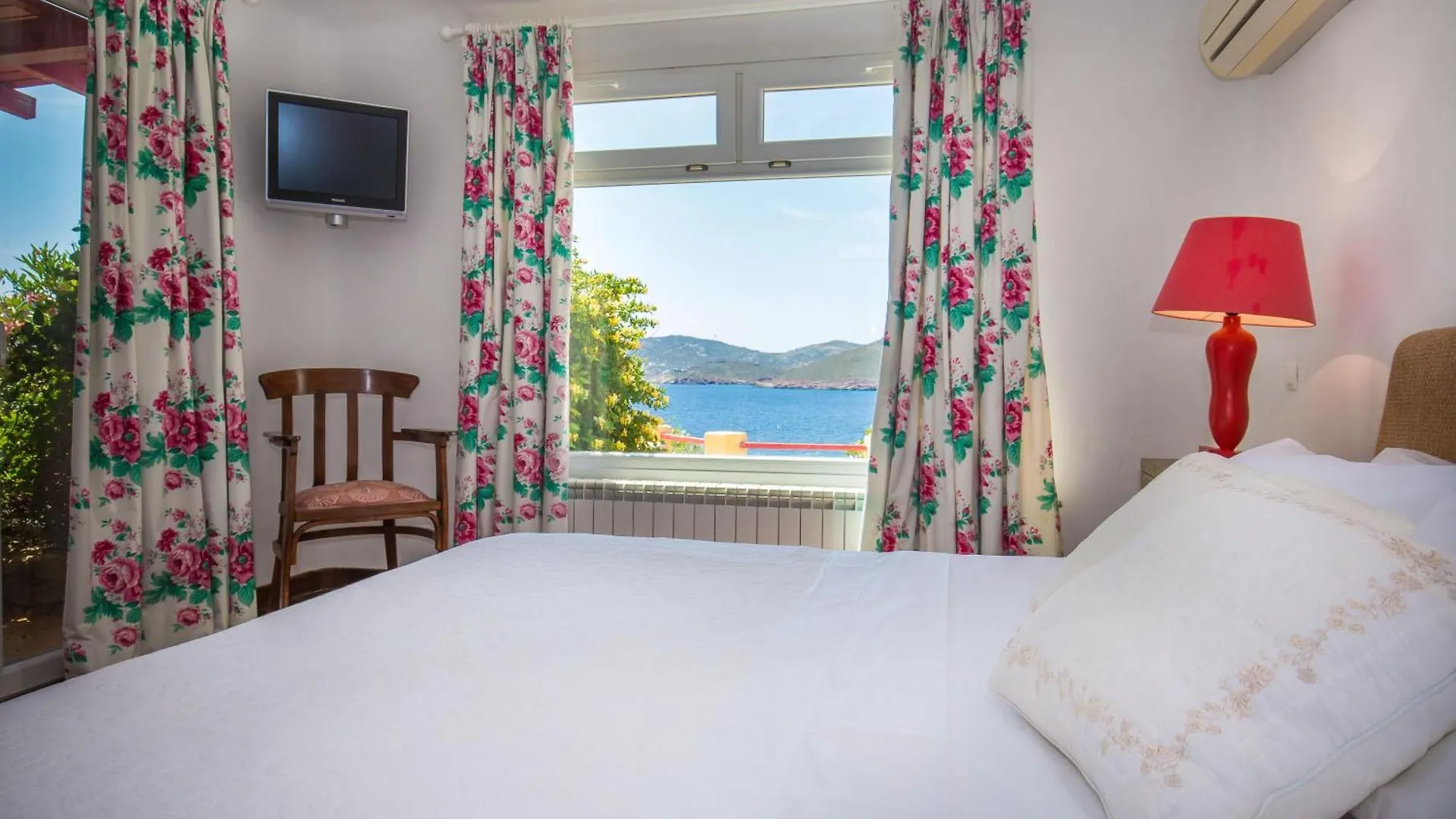 Cosy Three Bedroom Villa In Agios Sostis Mykonos Town 0*,  Ελλάδα