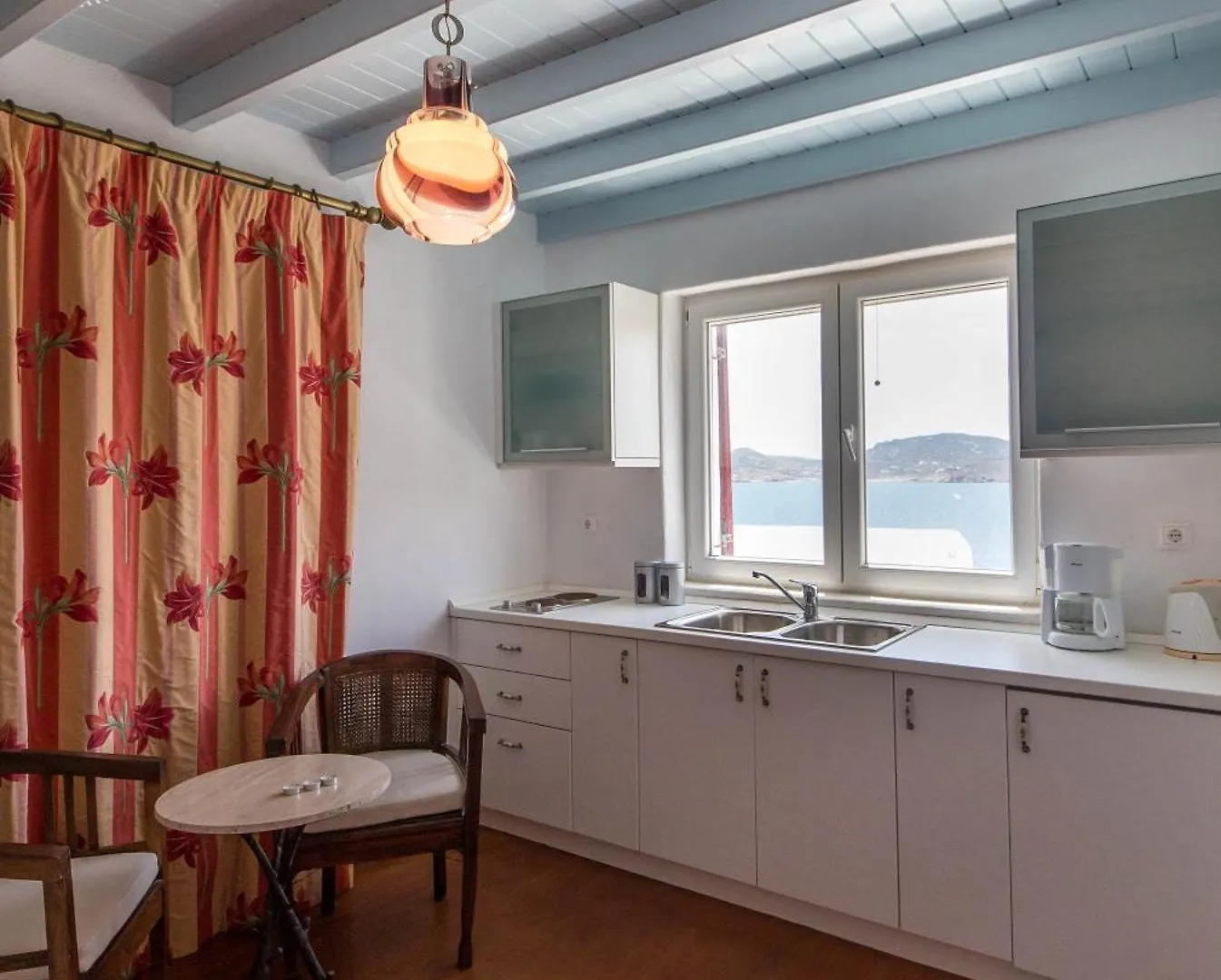 Cosy Three Bedroom Villa In Agios Sostis Mykonos Town
