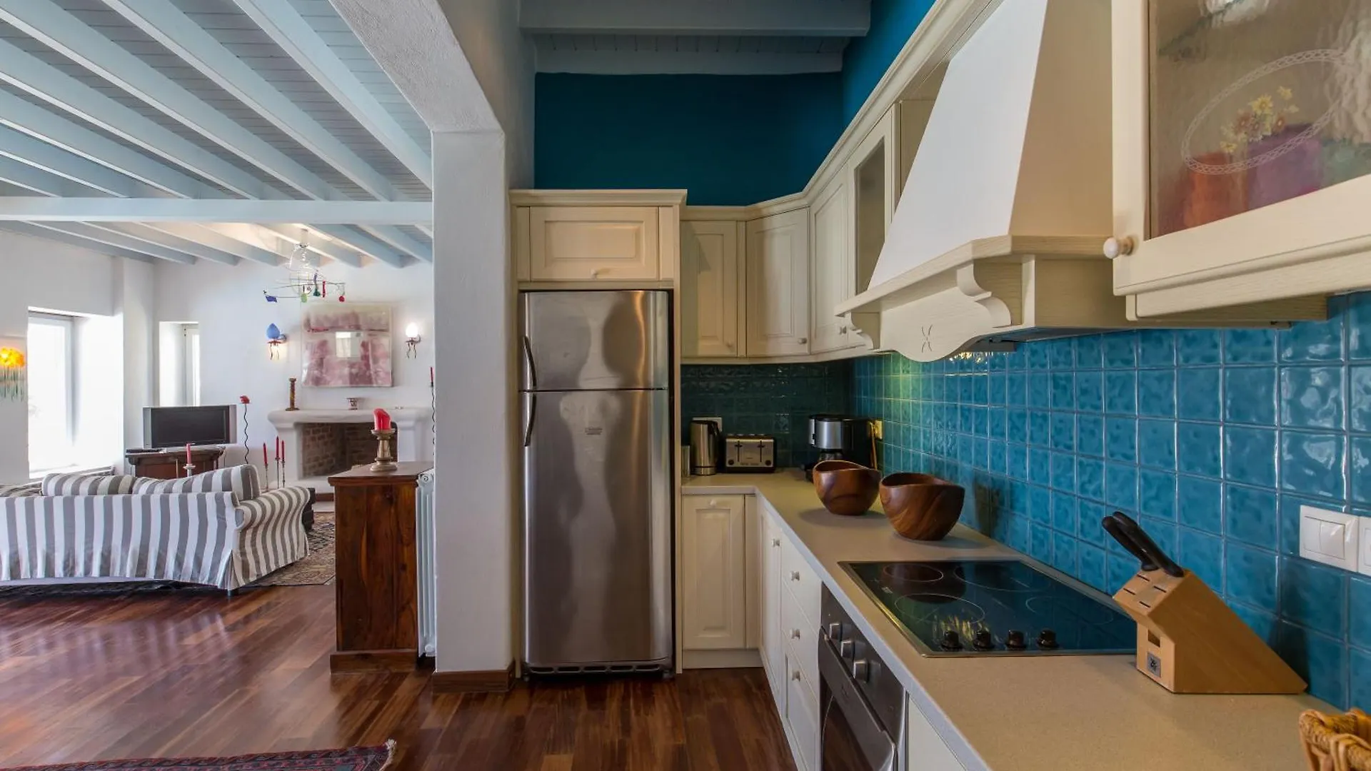 Дом отдыха Cosy Three Bedroom Villa In Agios Sostis Mykonos Town