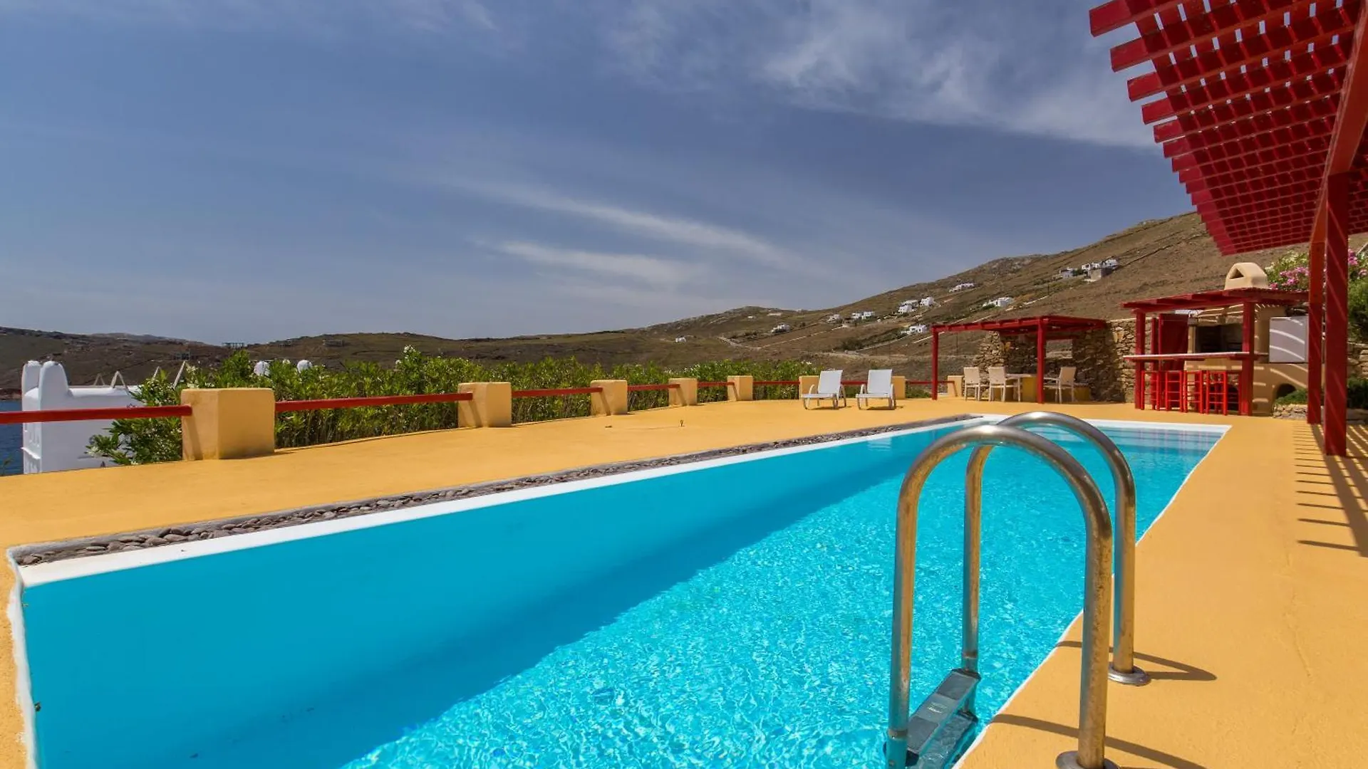 Дом отдыха Cosy Three Bedroom Villa In Agios Sostis Mykonos Town Греция
