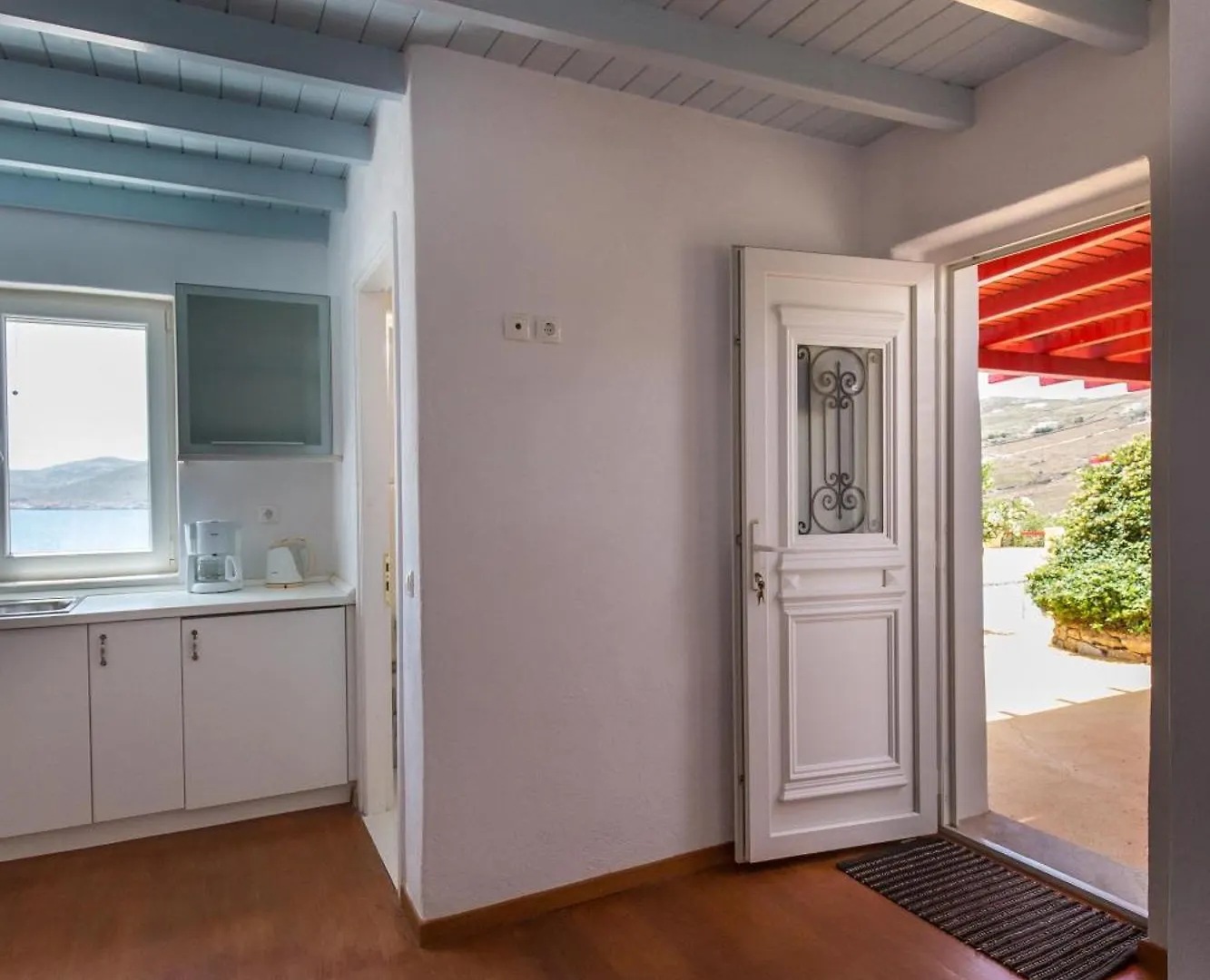 Cosy Three Bedroom Villa In Agios Sostis Mykonos Town